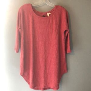 Knitted Quarter Length Sleeve Top